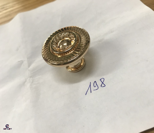 Núm tủ 198