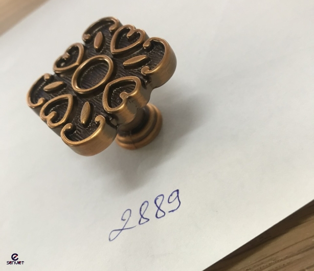 Núm tủ 2889