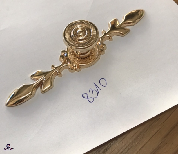 TAY NẮM TỦ VÀNG 8310